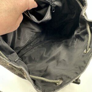 SOLD charcoal gray flannel retro Y2K MEDIUM